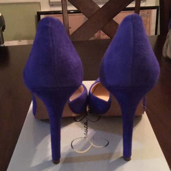 Jessica Simpson Pump - Picture 3 of 5